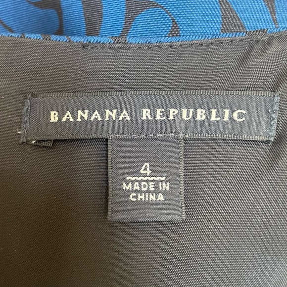 Gorgeous Blue and Black Banana Republic Sheath Dress WITH POCKETS! - Picture 4 of 4